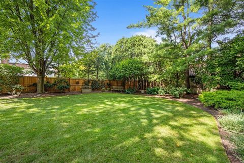 Tiny photo for 507 Kenilworth Avenue, Kenilworth, IL 60043 (MLS # 12466048)