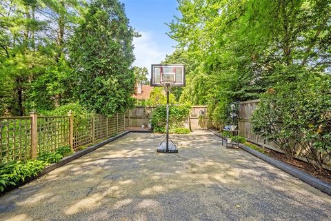 Tiny photo for 507 Kenilworth Avenue, Kenilworth, IL 60043 (MLS # 12466048)