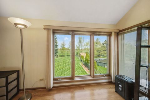 Tiny photo for 1254 Golf View Drive, Woodridge, IL 60517 (MLS # 12628433)