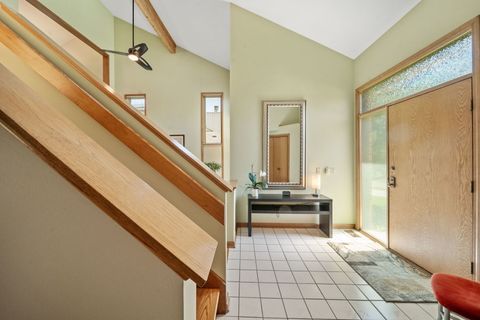 Tiny photo for 1254 Golf View Drive, Woodridge, IL 60517 (MLS # 12628433)