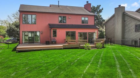 Tiny photo for 1254 Golf View Drive, Woodridge, IL 60517 (MLS # 12628433)