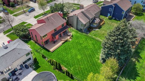 Tiny photo for 1254 Golf View Drive, Woodridge, IL 60517 (MLS # 12628433)