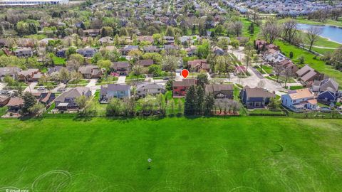 Tiny photo for 1254 Golf View Drive, Woodridge, IL 60517 (MLS # 12628433)