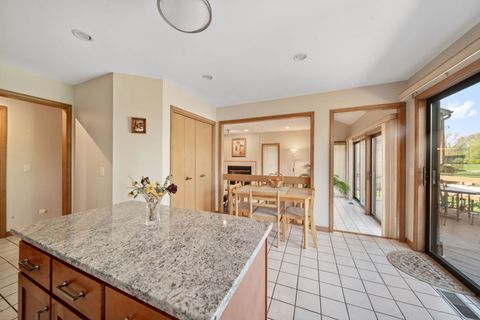 Tiny photo for 1254 Golf View Drive, Woodridge, IL 60517 (MLS # 12628433)