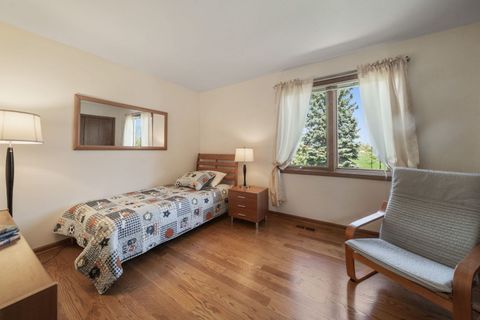 Tiny photo for 1254 Golf View Drive, Woodridge, IL 60517 (MLS # 12628433)