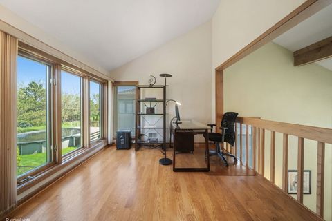 Tiny photo for 1254 Golf View Drive, Woodridge, IL 60517 (MLS # 12628433)