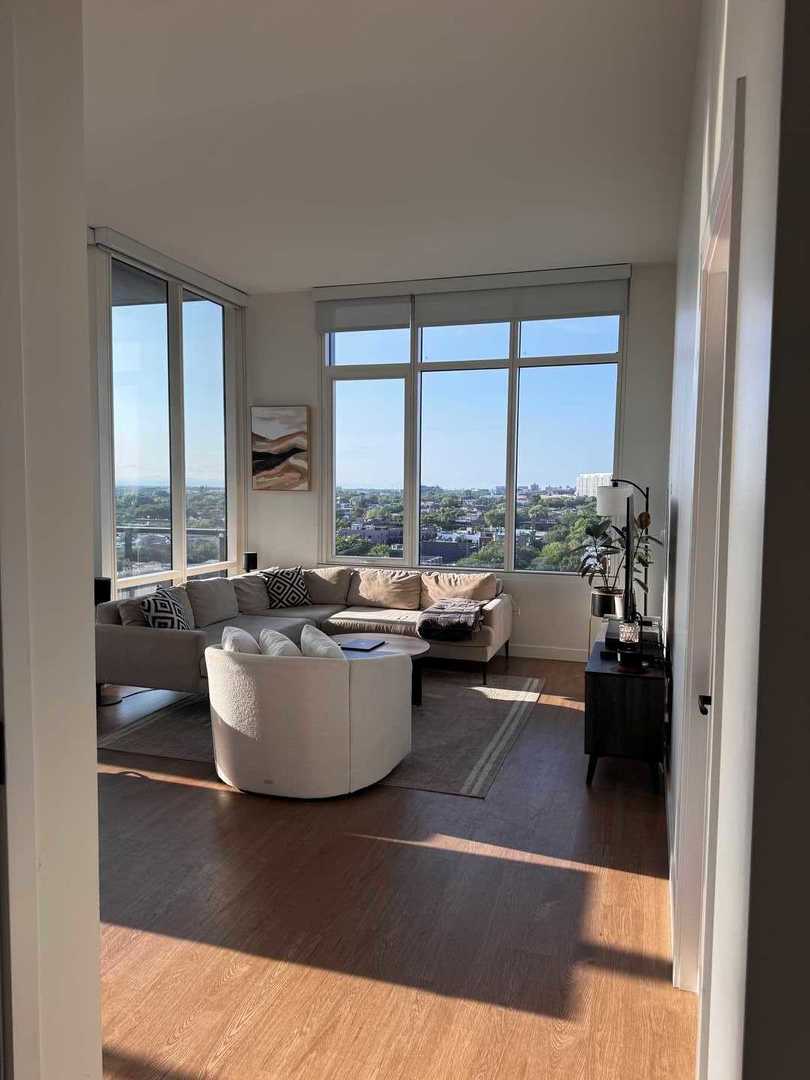 633 W North Avenue 1002