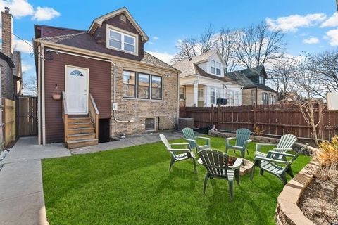 Tiny photo for 6052 W Eddy Street, Chicago, IL 60634 (MLS # 12585464)