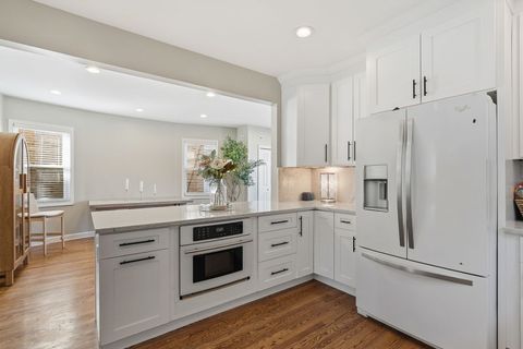 Tiny photo for 6052 W Eddy Street, Chicago, IL 60634 (MLS # 12585464)