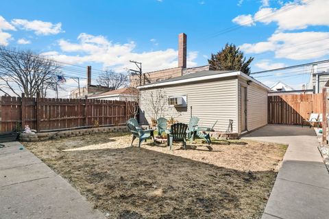 Tiny photo for 6052 W Eddy Street, Chicago, IL 60634 (MLS # 12585464)