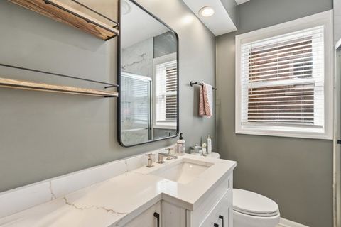 Tiny photo for 6052 W Eddy Street, Chicago, IL 60634 (MLS # 12585464)