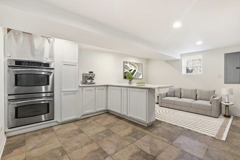 Tiny photo for 6052 W Eddy Street, Chicago, IL 60634 (MLS # 12585464)