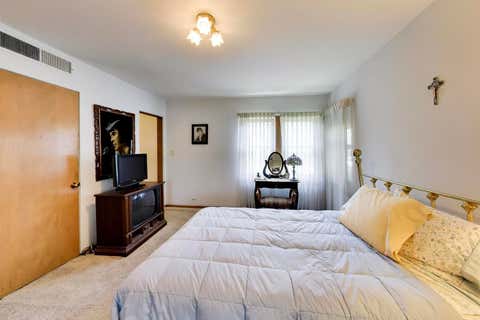 Tiny photo for 3360 W Arthur Avenue, Lincolnwood, IL 60712 (MLS # 12661900)