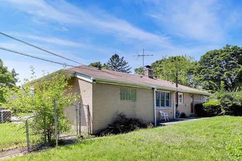 Tiny photo for 3360 W Arthur Avenue, Lincolnwood, IL 60712 (MLS # 12661900)