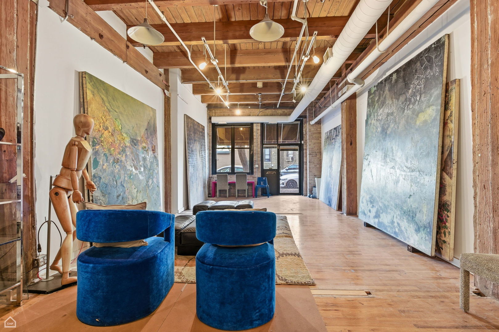 2401 W Ohio Street NW