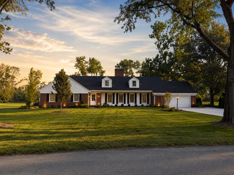 Photo of 5 Marquette Lane, Kankakee, IL 60901 (MLS # 12676304)