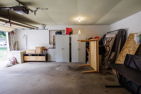 Tiny photo for 824 S Mckinley Avenue, Kankakee, IL 60901 (MLS # 12443113)