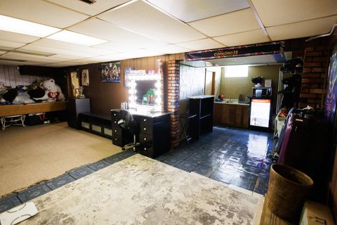 Tiny photo for 824 S Mckinley Avenue, Kankakee, IL 60901 (MLS # 12443113)