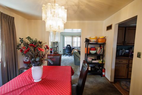 Tiny photo for 824 S Mckinley Avenue, Kankakee, IL 60901 (MLS # 12443113)