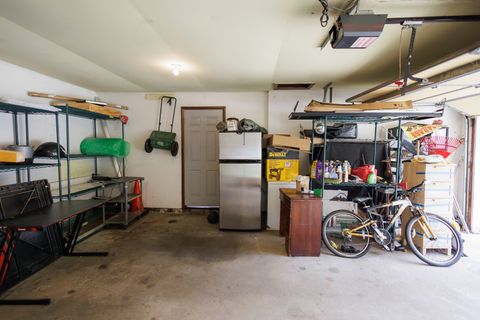 Tiny photo for 824 S Mckinley Avenue, Kankakee, IL 60901 (MLS # 12443113)