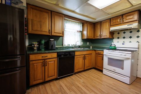 Tiny photo for 824 S Mckinley Avenue, Kankakee, IL 60901 (MLS # 12443113)