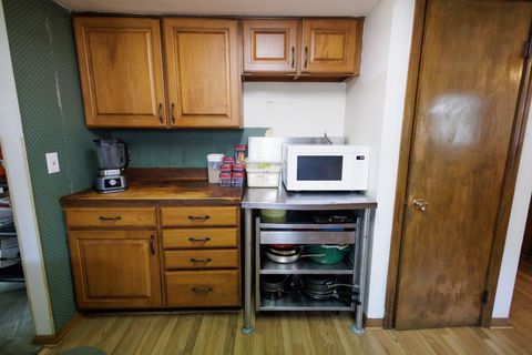 Tiny photo for 824 S Mckinley Avenue, Kankakee, IL 60901 (MLS # 12443113)