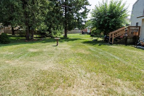 Tiny photo for 824 S Mckinley Avenue, Kankakee, IL 60901 (MLS # 12443113)