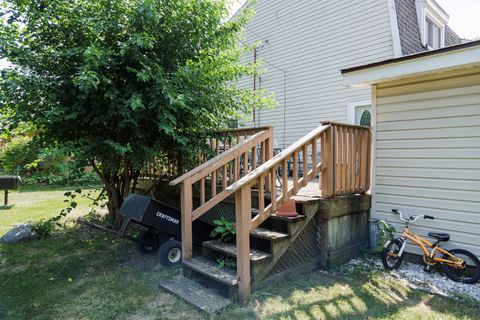 Tiny photo for 824 S Mckinley Avenue, Kankakee, IL 60901 (MLS # 12443113)
