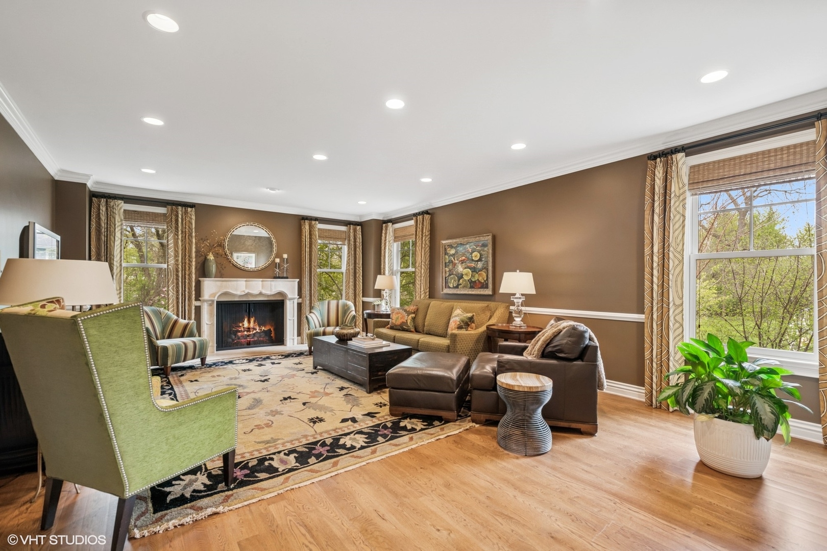 3324 Lakeside Avenue