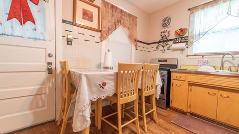 Tiny photo for 10613 S Avenue F, Chicago, IL 60617 (MLS # 12521368)