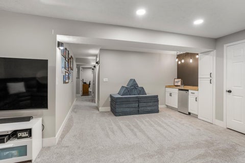 Tiny photo for 2108 S Stonebrooke Court, Urbana, IL 61802 (MLS # 12775846)