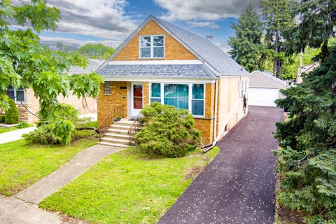 Photo of 10519 S Avers Avenue, Chicago, IL 60655 (MLS # 12643302)