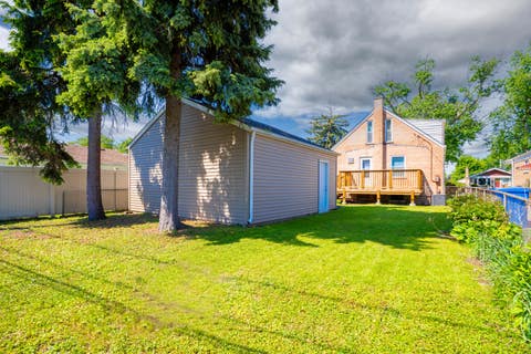 Tiny photo for 10519 S Avers Avenue, Chicago, IL 60655 (MLS # 12643302)