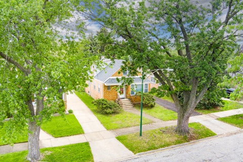 Tiny photo for 10519 S Avers Avenue, Chicago, IL 60655 (MLS # 12643302)