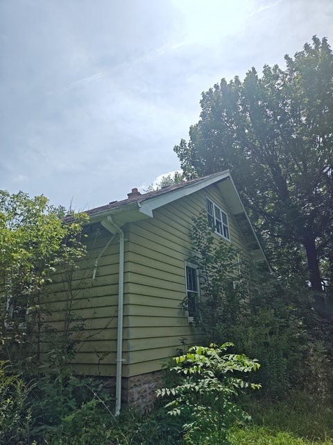 Tiny photo for 10802 W York House Road, Beach Park, IL 60087 (MLS # 12740071)