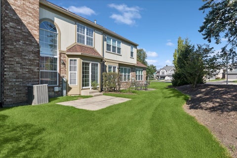 Tiny photo for 125 Alsace Court, Bloomingdale, IL 60108 (MLS # 12770941)