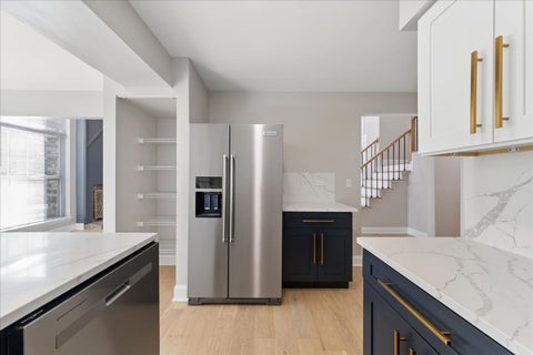 Tiny photo for 125 Alsace Court, Bloomingdale, IL 60108 (MLS # 12770941)