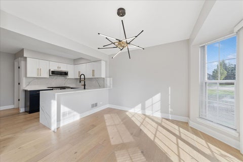 Tiny photo for 125 Alsace Court, Bloomingdale, IL 60108 (MLS # 12770941)
