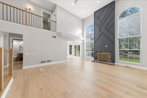 Tiny photo for 125 Alsace Court, Bloomingdale, IL 60108 (MLS # 12770941)