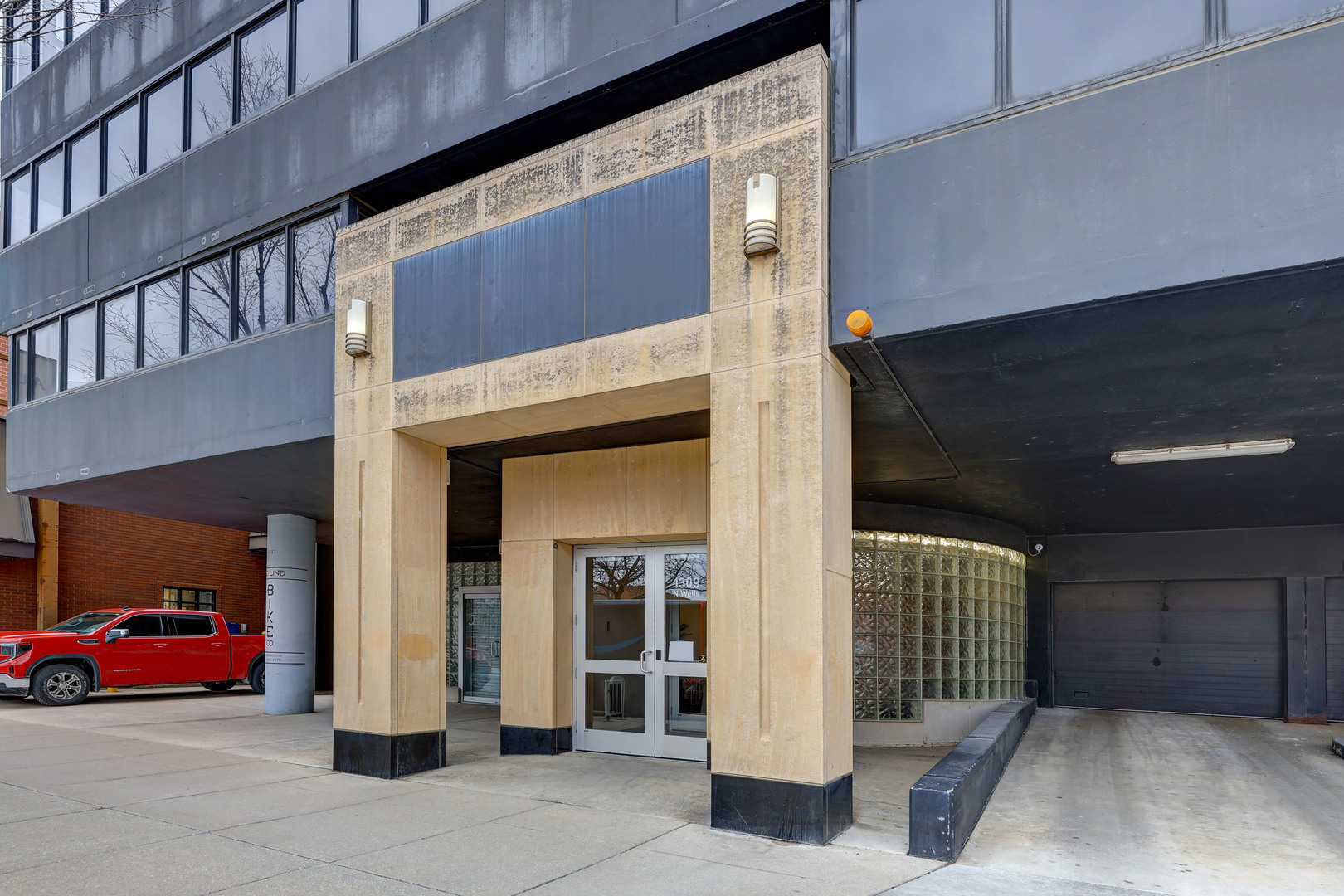 1309 N Wells Street 706