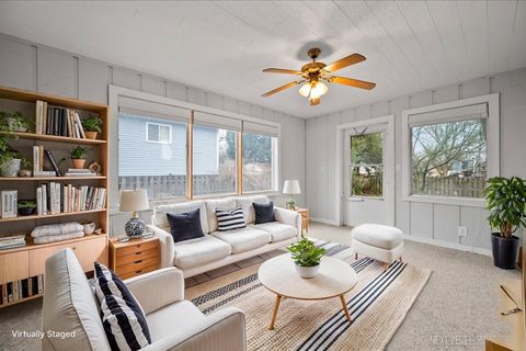 Tiny photo for 1009 Sutton Drive, Crystal Lake, IL 60014 (MLS # 12523718)