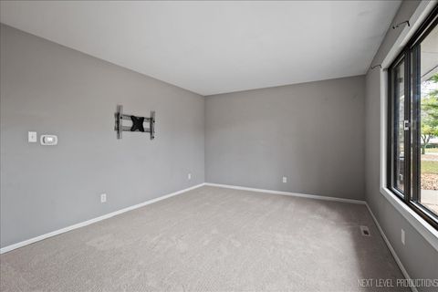 Tiny photo for 1009 Sutton Drive, Crystal Lake, IL 60014 (MLS # 12523718)