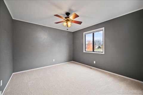 Tiny photo for 1009 Sutton Drive, Crystal Lake, IL 60014 (MLS # 12523718)