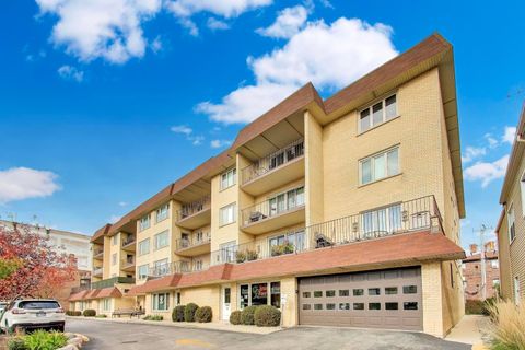 6121 N Northwest Highway 406 Chicago IL 60631