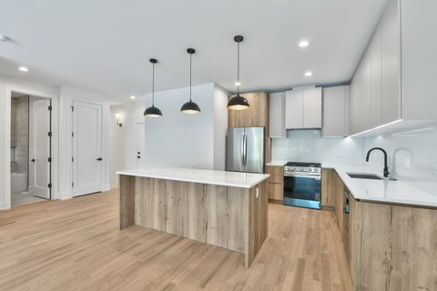 Tiny photo for 1244 N Kedzie Avenue #4, Chicago, IL 60651 (MLS # 12598527)