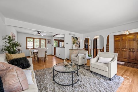 Tiny photo for 18W088 Claremont Drive, Darien, IL 60561 (MLS # 12685093)
