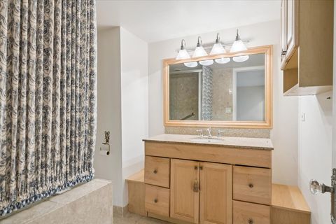 Tiny photo for 411 Ashland Avenue #1A, River Forest, IL 60305 (MLS # 12591149)