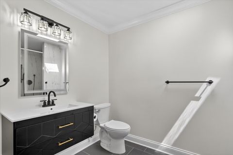 Tiny photo for 7036 W Cermak Road #2, Berwyn, IL 60402 (MLS # 12628120)