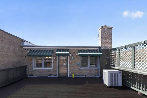 Tiny photo for 7036 W Cermak Road #2, Berwyn, IL 60402 (MLS # 12628120)