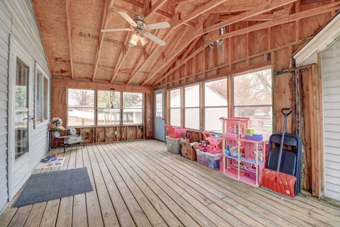 Tiny photo for 226 Avenue F, Rock Falls, IL 61071 (MLS # 12527007)